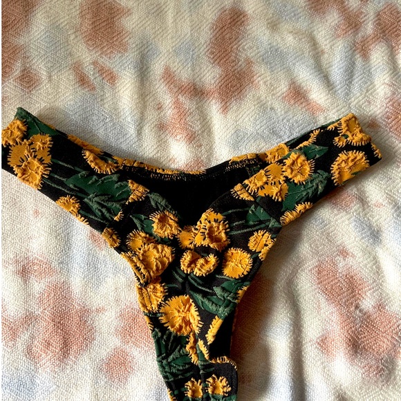 Montce Swim Saffron Floral Bikini Bottoms SM - Picture 3 of 4